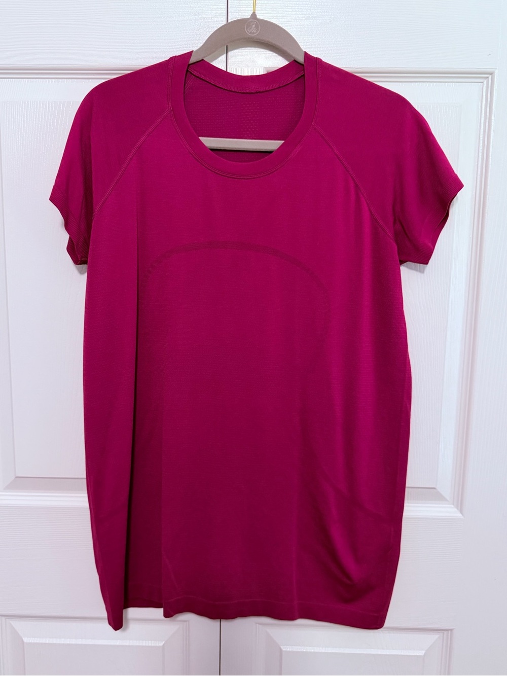 Lululemon Swiftly Tech 2.0 Short Sleeve Shirt Hip Length in Maroon Size 14 VGUC